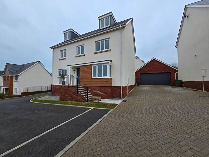 5 Bedroom Property To Rent In St. Georges Lane, Dawlish, EX7