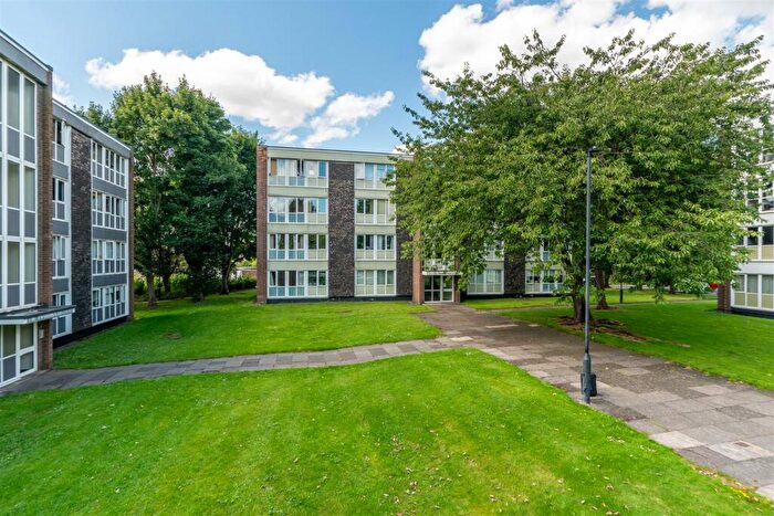 2 Bedroom Flat To Rent In Monkridge Court, South Gosforth, NE3