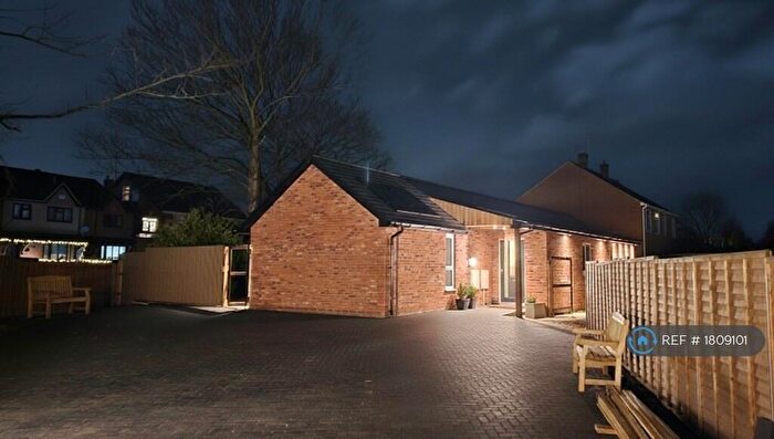 3 Bedroom Bungalow To Rent In Redhill Road, Arnold, NG5