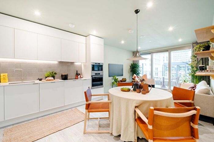 1 Bedroom Flat To Rent In Cherry Park Lane, London, E20