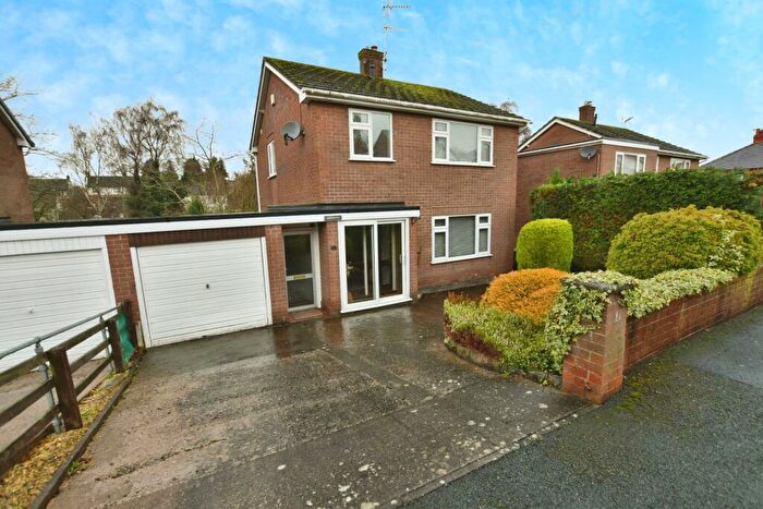 3 Bedroom Detached House For Sale In Bryn Glas, Rhosllanerchrugog, LL14