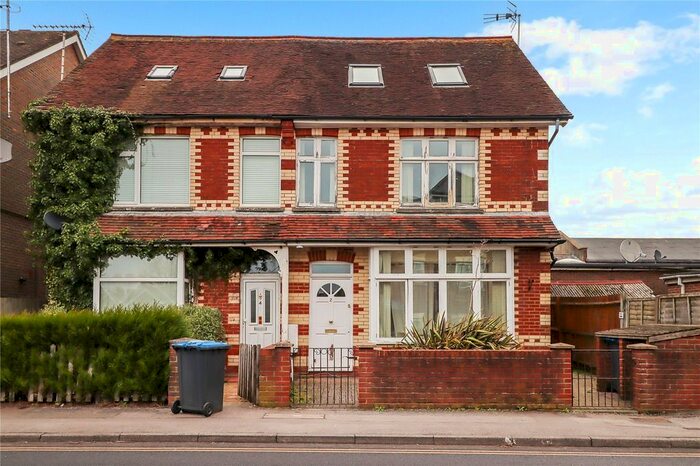 3 Bedroom Flat To Rent In Royal George Road, Burgess Hill, West Sussex, RH15