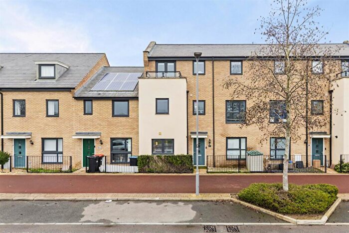 4 Bedroom House For Sale In Longhorn Drive, Whitehouse, Milton Keynes, MK8