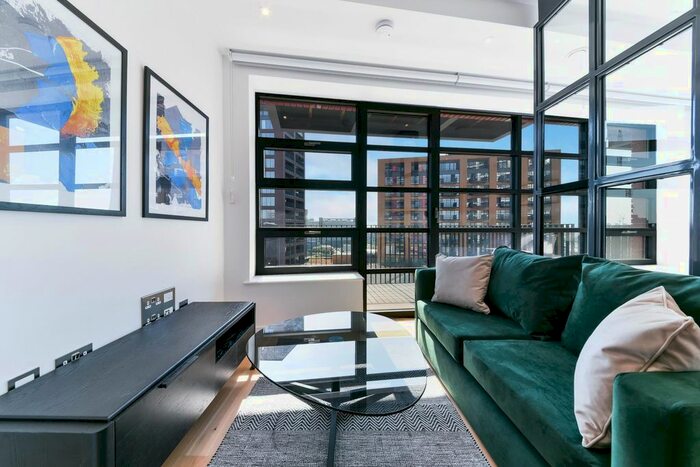 Studio To Rent In Defoe House, London City Island, London, E14