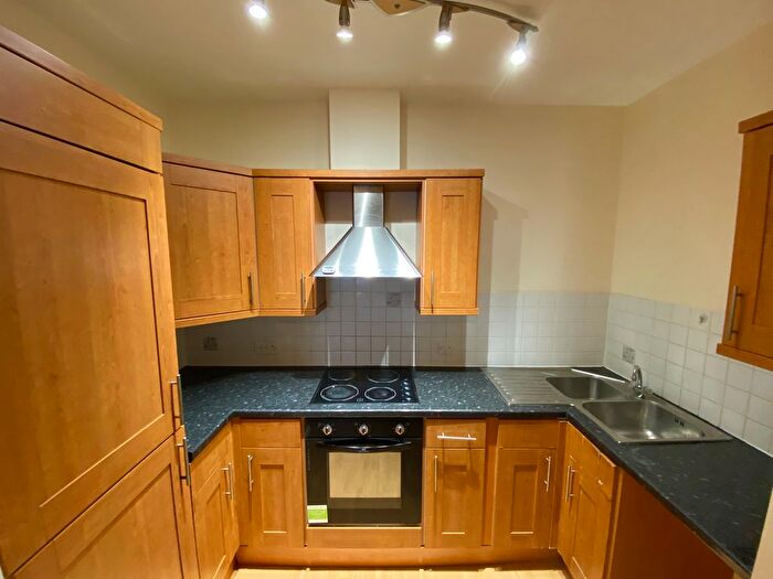 2 Bedroom Flat To Rent In Driftwood House, Eastbourne, BN21