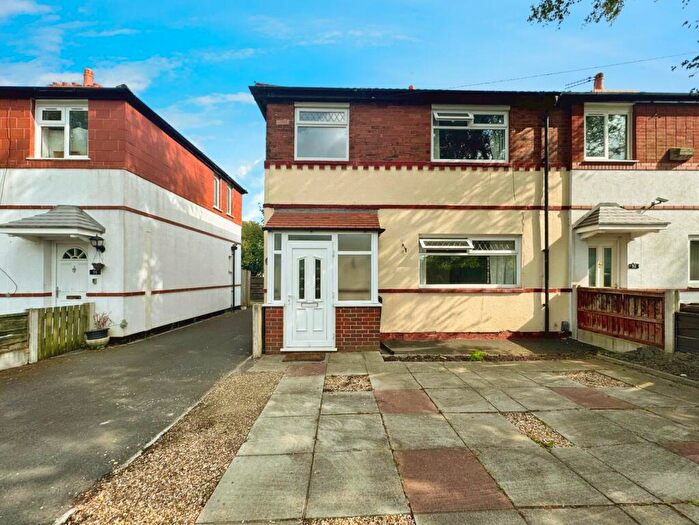 3 Bedroom End Of Terrace House To Rent In Whitchurch Road, Withington, Manchester, M20