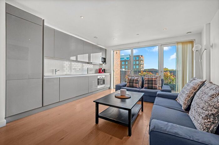 2 Bedroom Flat For Sale In Capell Apartments, Victory Place, SE17