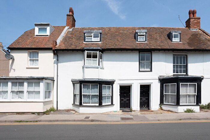 1 Bedroom Flat For Sale In King Street, Margate, Kent, CT9