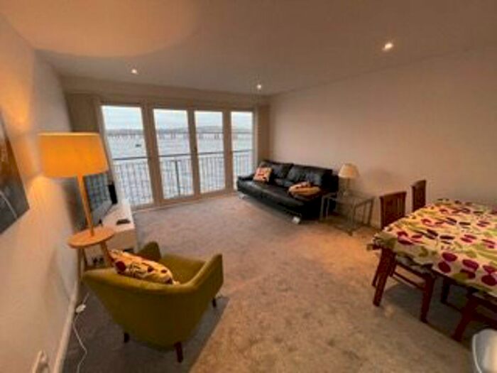 2 Bedroom Flat To Rent In Marine Parade Walk, Dundee, DD1