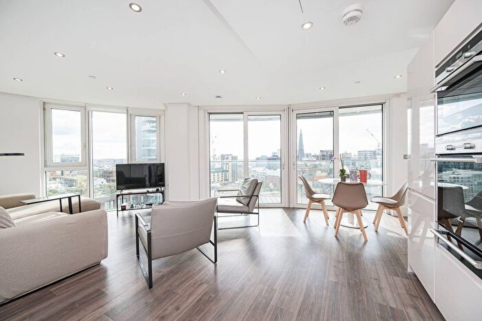 3 Bedroom Flat For Sale In Alie Street, Aldgate, London, E1