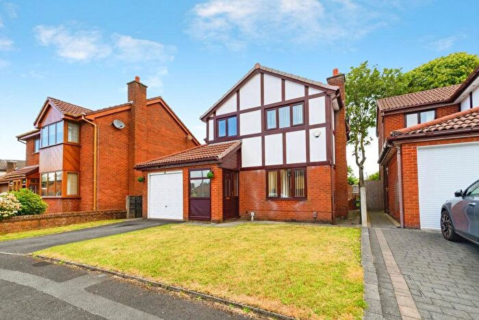 4 Bedroom Detached House For Sale In Saltram Close, Radcliffe, Manchester, Greater Manchester, M26