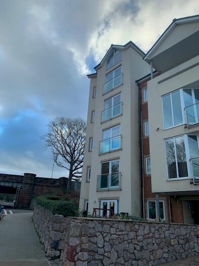 2 Bedroom Flat To Rent In Marine Road, Rhos On Sea, LL28