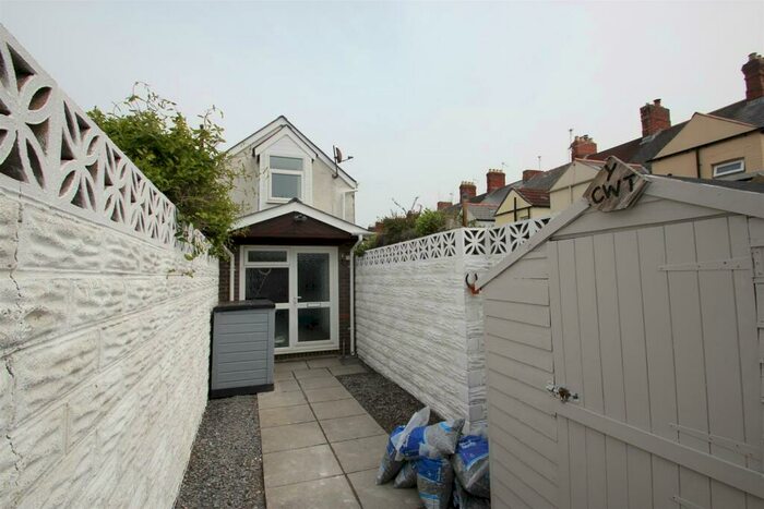 1 Bedroom Detached House To Rent In Treharris Street, Cardiff, CF24