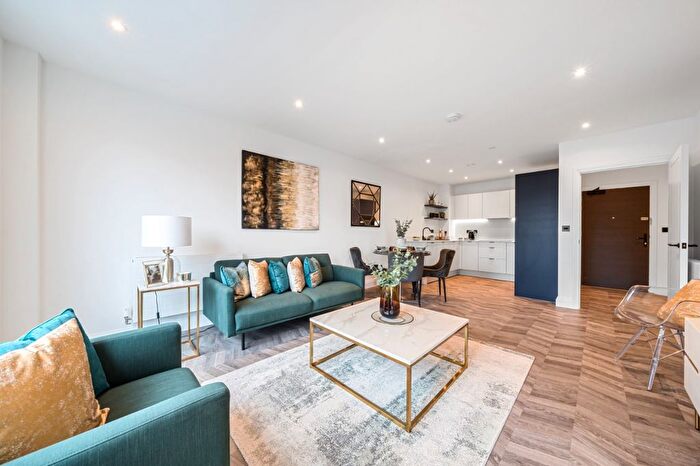 1 Bedroom Flat To Rent In Station Road, Sidcup, DA15