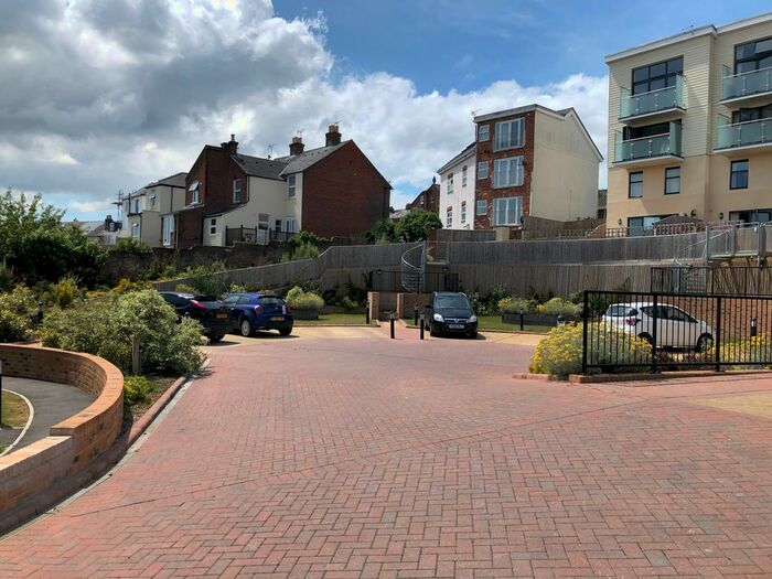 3 Bedroom Semi-Detached House To Rent In Arctic Road, Cowes PO31