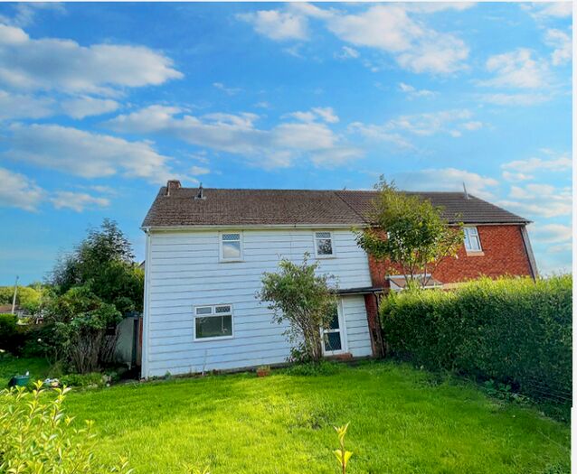 3 Bedroom Semi-Detached House To Rent In Millbrook Road, Pontllanfraith, Blackwood, NP12