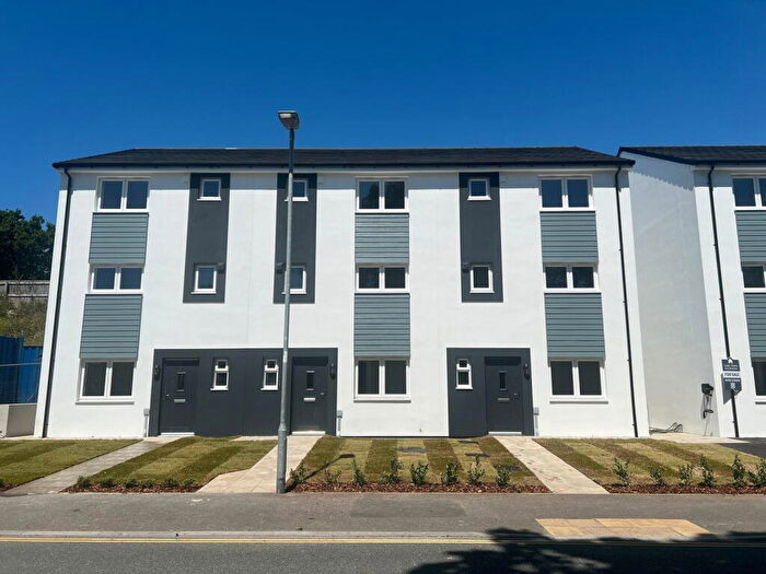 4 Bedroom Terraced House For Sale In Chaucer Way, Manadon, Plymouth, PL5