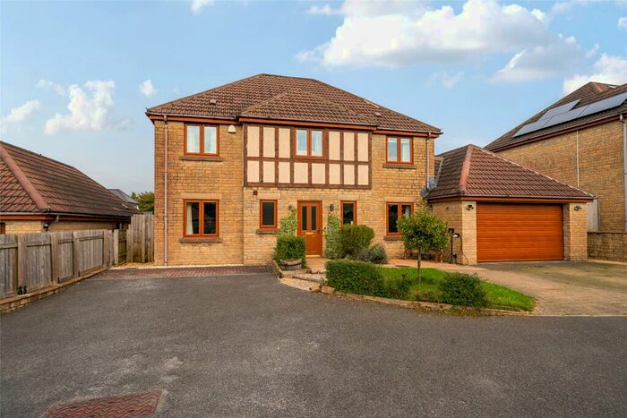 5 Bedroom Detached House For Sale In Strawbridge Close, Chilcompton, Radstock, Somerset, BA3