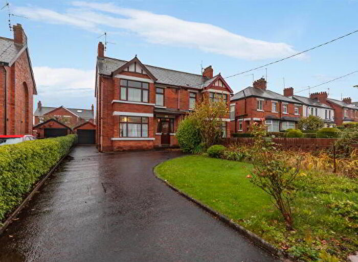 3 Bedroom Semi-Detached House For Sale In Stockmans Lane, Belfast, BT11