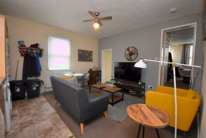 2 Bedroom Flat To Rent In Belle Bank House, Hereford, HR4