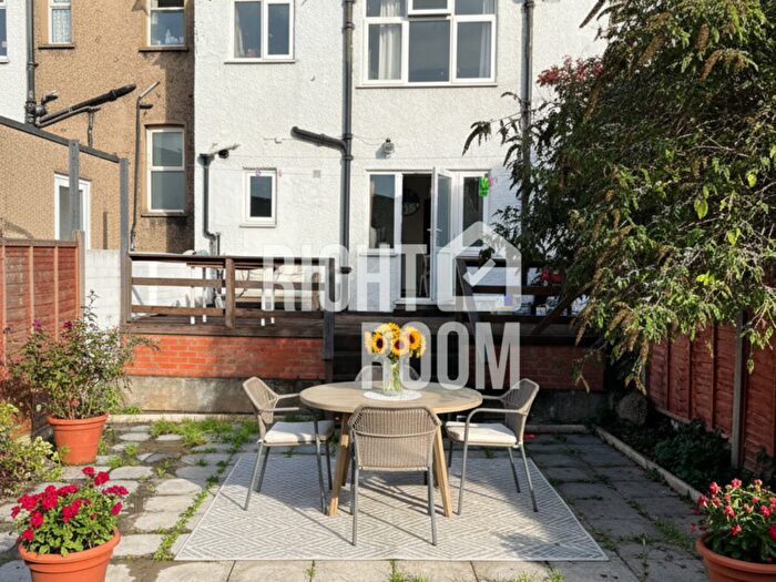 3 Bedroom Terraced House To Rent In Bensham Lane, Thornton Heath, CR7