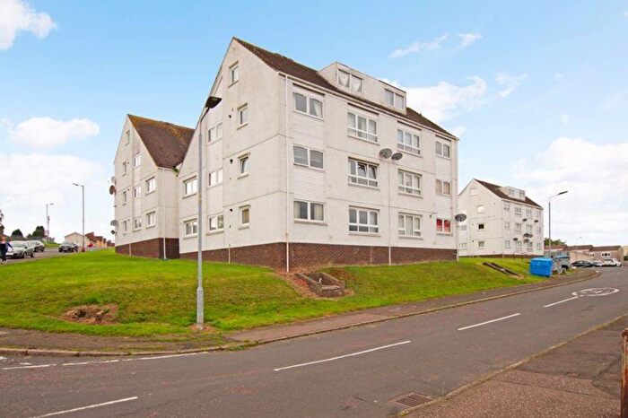 2 Bedroom Flat To Rent In Newlands Drive, Hamilton, ML3