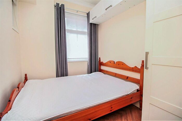 1 Bedroom Flat To Rent In Branksome House, Westgate Street, Cardiff, CF10