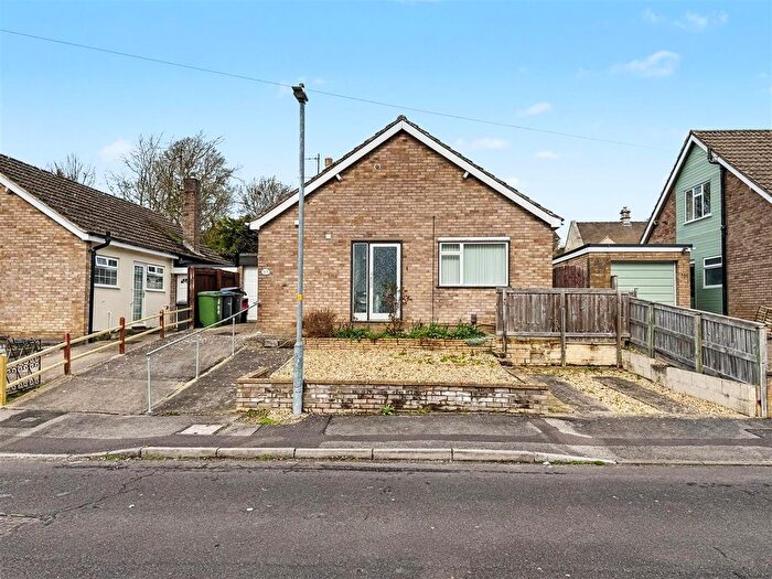 3 Bedroom Detached Bungalow For Sale In Furlong Gardens, Trowbridge, BA14