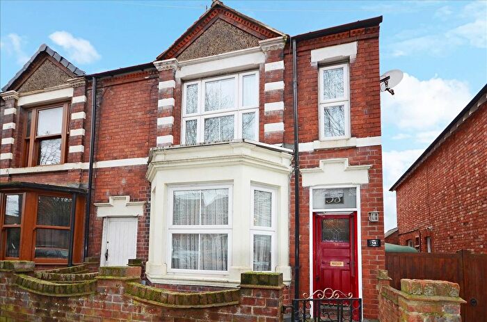 3 Bedroom Semi Detached House For Sale In Higham Road, Rushden, Northamptonshire, NN10