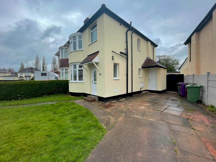 3 Bedroom Property To Rent In Hazel Road, Bradmore, Wolverhampton, WV3