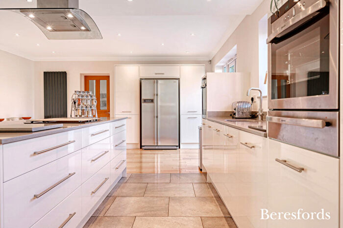 5 Bedroom Detached House For Sale In London Road, Brentwood, CM14