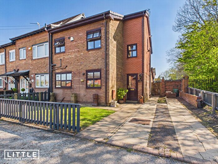 3 Bedroom End Terrace House For Sale In Higham Avenue, Eccleston, WA10