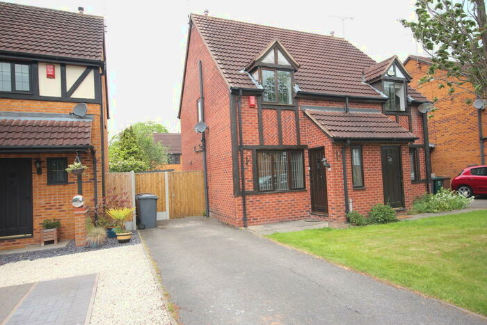 2 Bedroom Semi-Detached House To Rent In Eaton Close, Hatton, DE65