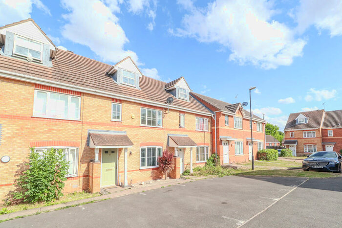 3 Bedroom Terraced House To Rent In Rodyard Way, Coventry, CV1