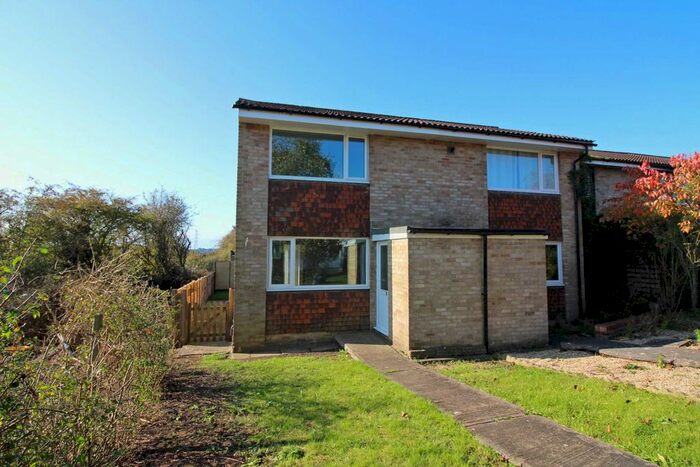 2 Bedroom End Of Terrace House To Rent In Farley Close, Frome, BA11