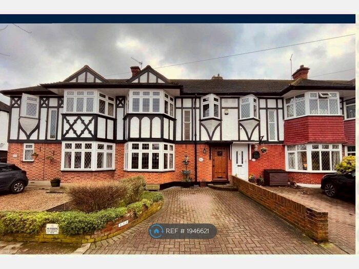 3 Bedroom Terraced House To Rent In Cardinal Avenue, Morden, SM4