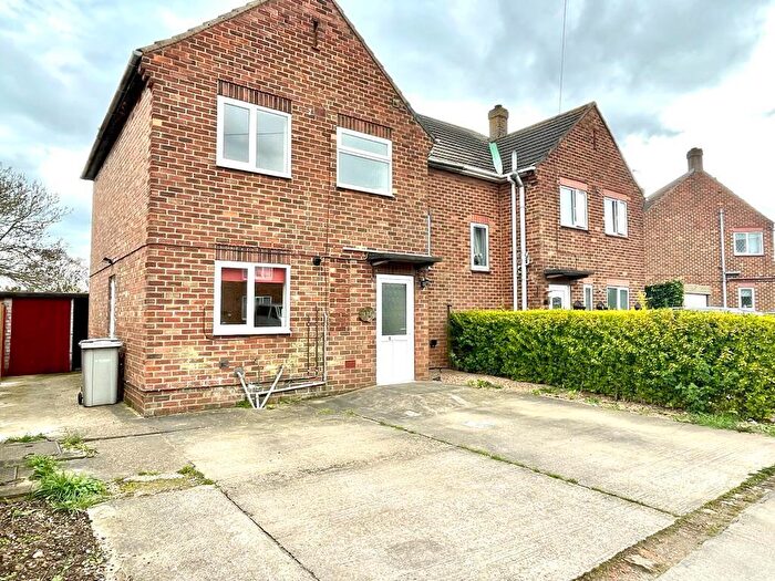 3 Bedroom Semi-Detached House To Rent In Monks Dyke Road, Louth, LN11