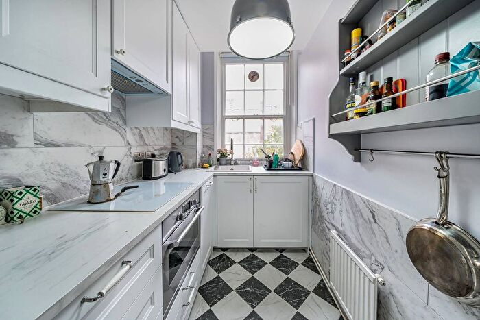 1 Bedroom Flat To Rent In Candover Street, Fitzrovia, London, W1W