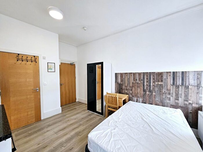 Studio To Rent In Woolwich Road, Greenwich, SE7