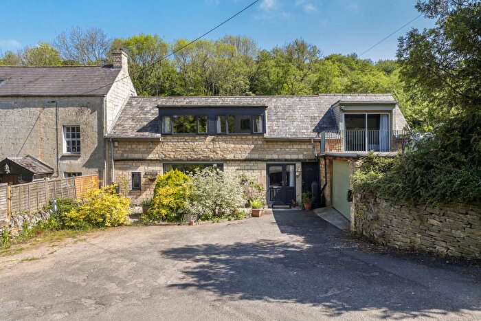 5 Bedroom Semi-Detached House For Sale In The Knoll, Cranham, Gloucester, GL4