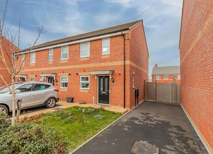 2 Bedroom End Terrace House For Sale In Barracuda Rise, Southam, CV47