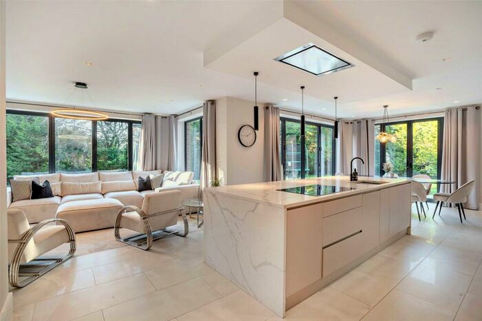 5 Bedroom Detached House To Rent In Rosegarth Place, Wilmslow, Cheshire, SK9
