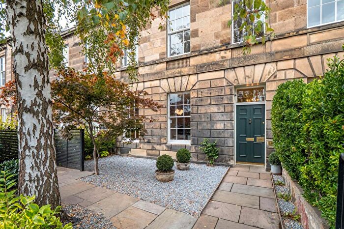 5 Bedroom Terraced House For Sale In Duncan Street, Edinburgh, Midlothian, EH9