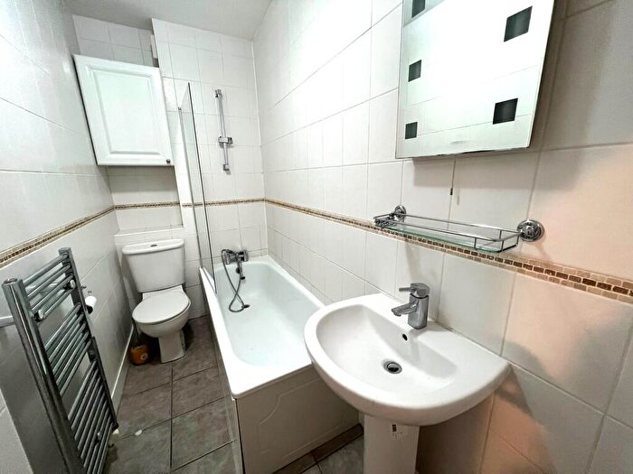 2 Bedroom Apartment To Rent In Springfield Road, Harrow, HA1