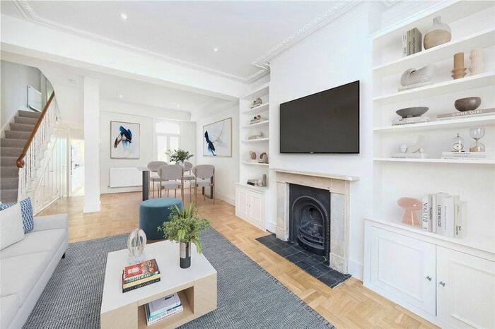 4 Bedroom End Of Terrace House To Rent In Foskett Road, Fulham, London, SW6