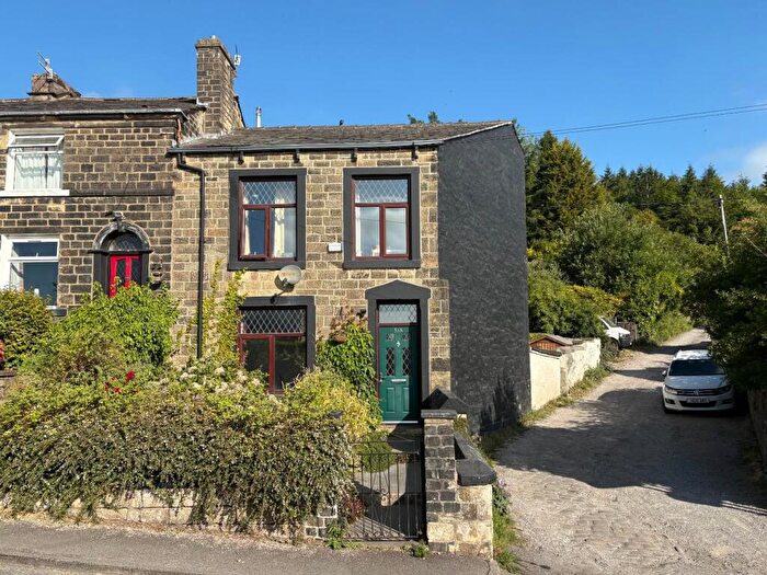 3 Bedroom End Of Terrace House For Sale In Tanners Street, Ramsbottom, Bury, BL0