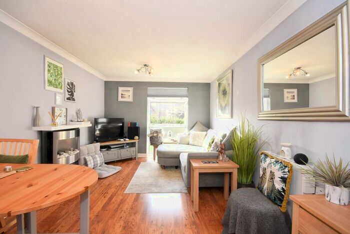 2 Bedroom Maisonette For Sale In Dakyn Drive, Stock, Ingatestone, Essex, CM4