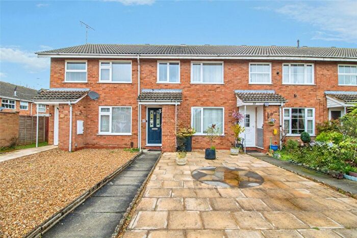 3 Bedroom Terraced House For Sale In Centauri Close, Leighton Buzzard, Bedfordshire, LU7