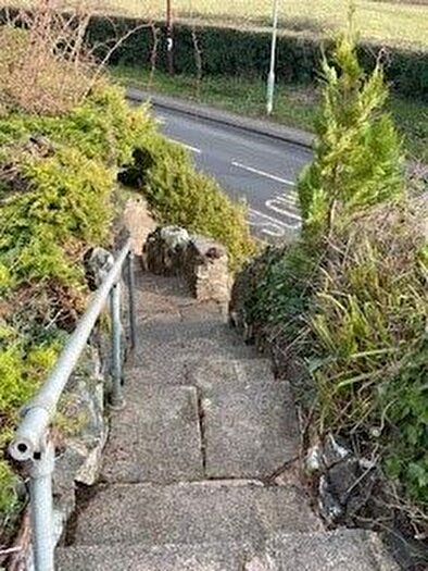 2 Bedroom Bungalow To Rent In Birstall Road, Birstall, Leicester, LE4