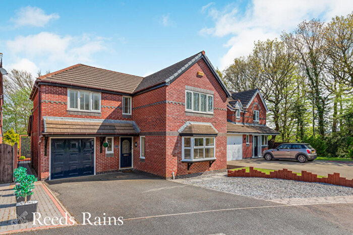 4 Bedroom Detached House For Sale In The Bowers, Chorley, Lancashire, PR7